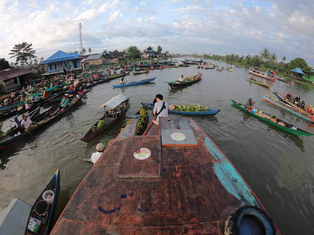 Sensasi Mengelilingi Sungai di Banjarmasin Dalam Waktu 1 Hari